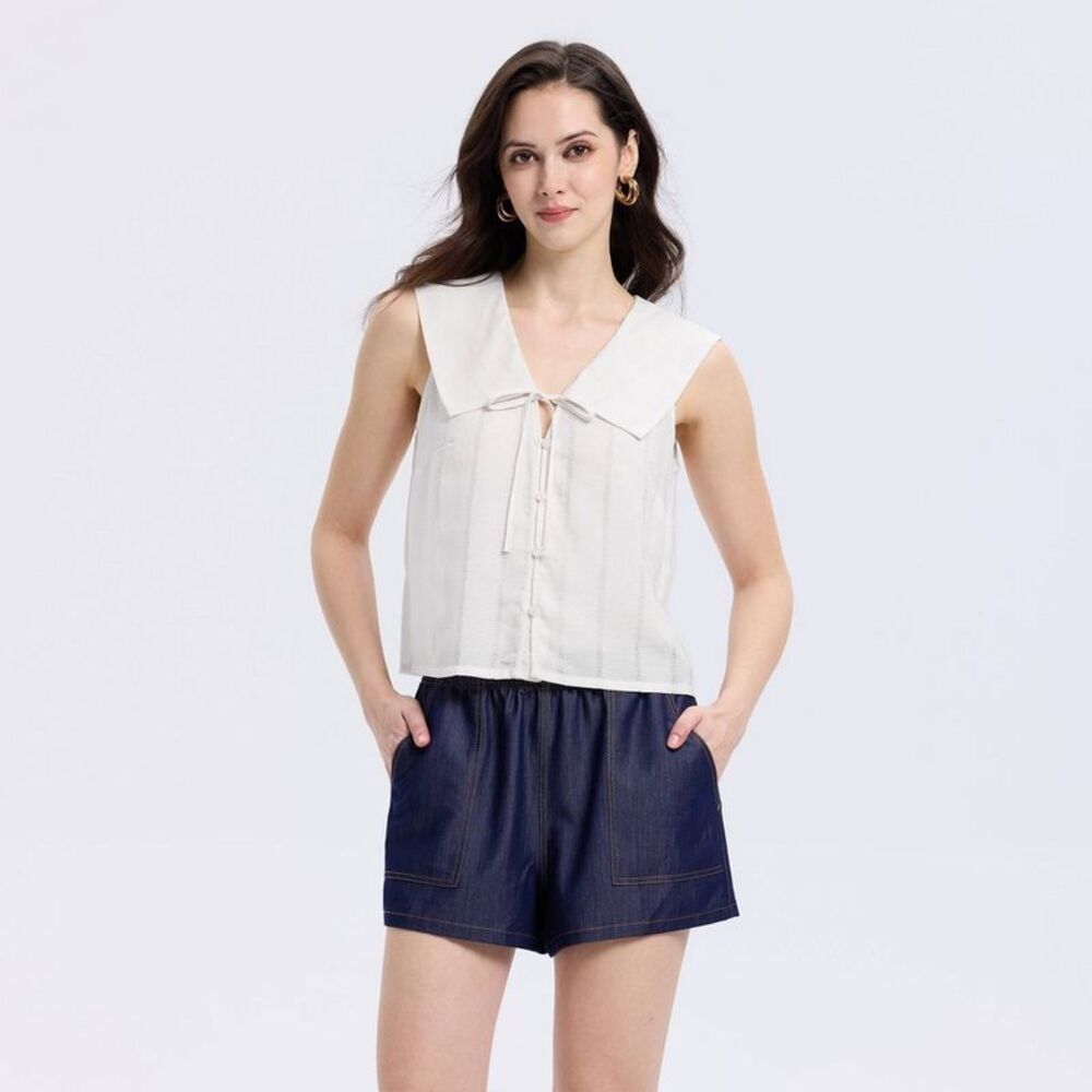 Women's Wide Collar Jacquard Top - A New Day White XS